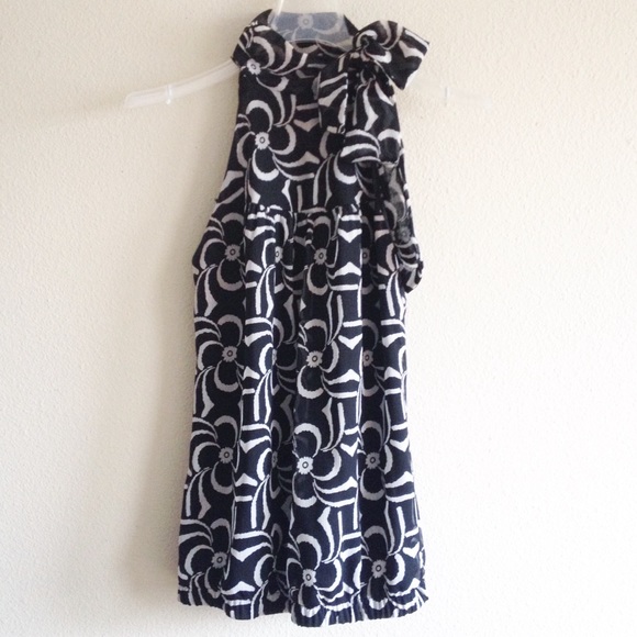 Tops - Abstract Floral Black White Halter Top L